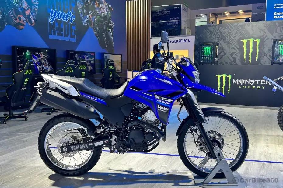 Yamaha lander 250 right side view Yamaha lander 250 right side view