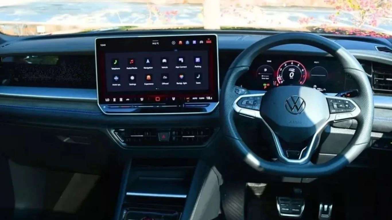 Volkswagen Tayron R-Line interior