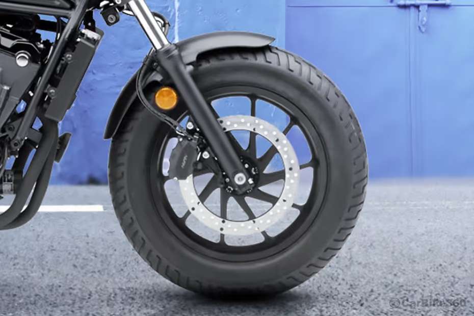 Honda rebel 500 Front Tyre Honda rebel 500 Front Tyre