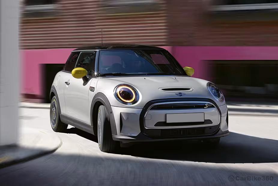 Mini Cooper SE Right Front Three Quarter Mini Cooper SE Right Front Three Quarter