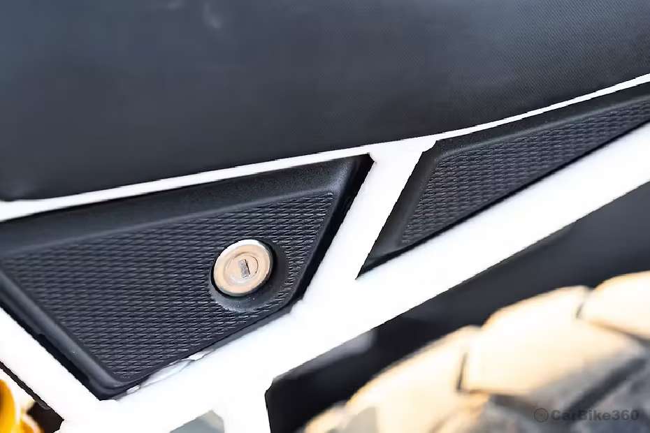 TVS Apache RTX 300 images TVS Apache RTX 300 images