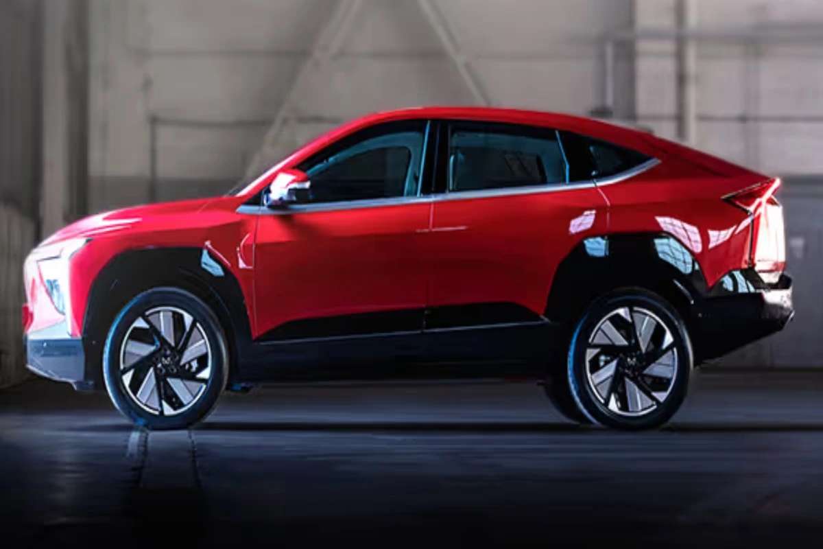 Mahindra XEV 7E