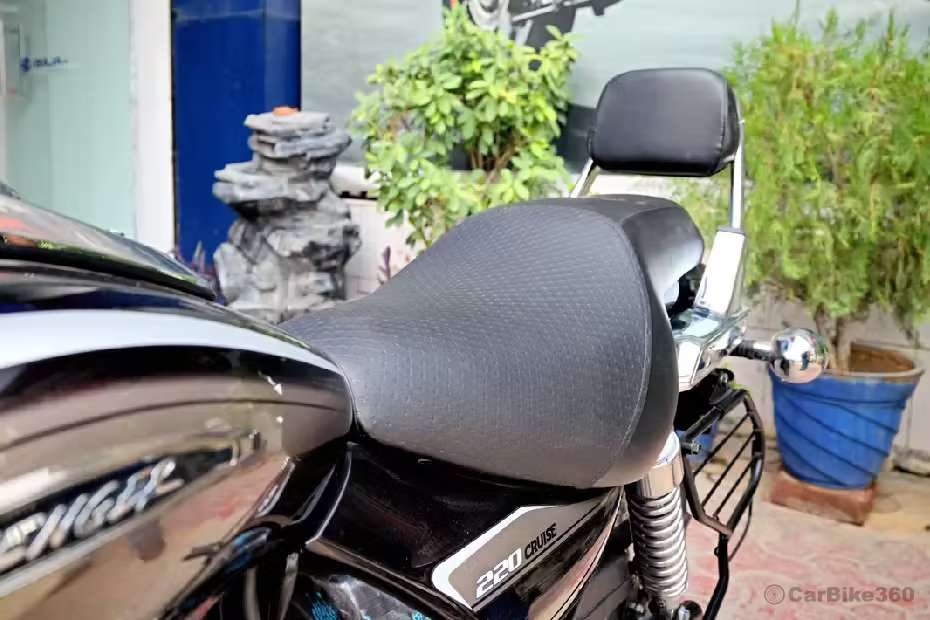 Bajaj Avenger Cruise 220 images Bajaj Avenger Cruise 220 images