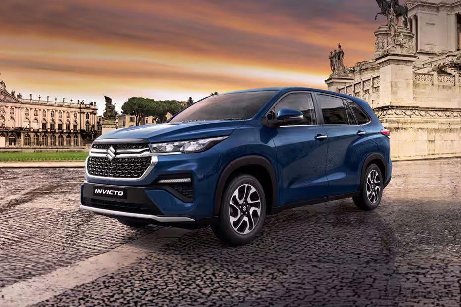 Maruti Invicto Left Front Three Quarter Maruti Invicto Left Front Three Quarter