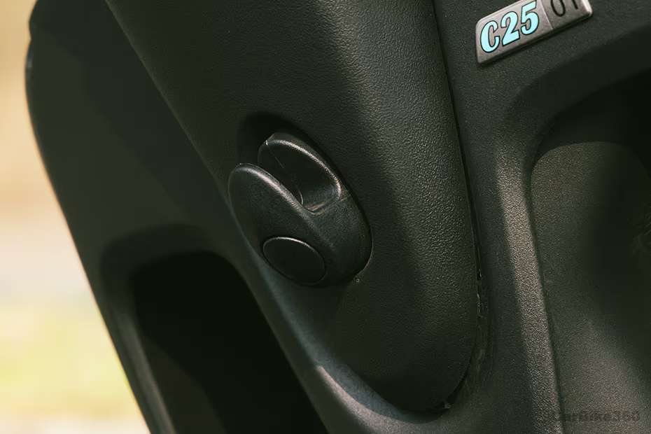 Bajaj Chetak C2501 Bag Hook Bajaj Chetak C2501 Bag Hook