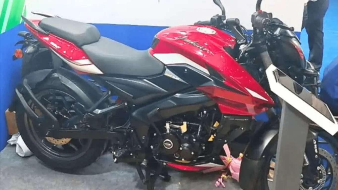 After Freedom 125 Bajaj has revealed Ethanol Based Pulsar NS160 After Freedom 125 Bajaj has revealed Ethanol Based Pulsar NS160.webp