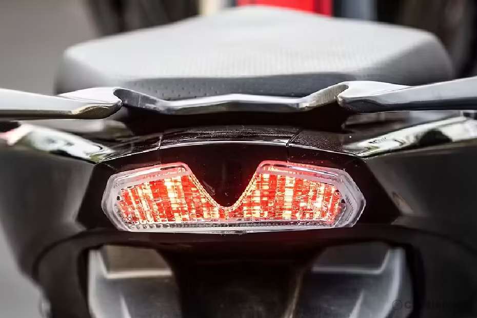 TVS Apache RTR 200 4V images TVS Apache RTR 200 4V images