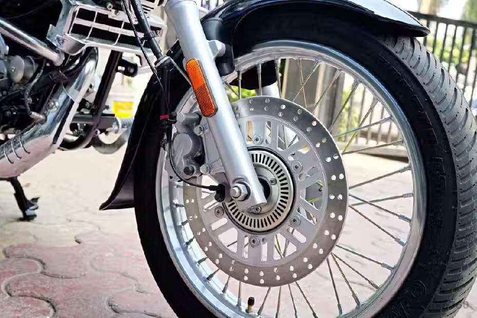 Bajaj Avenger Cruise 220 images Bajaj Avenger Cruise 220 images