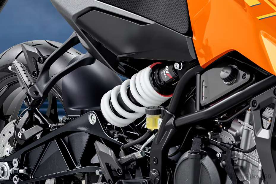 KTM 250 Duke images KTM 250 Duke images