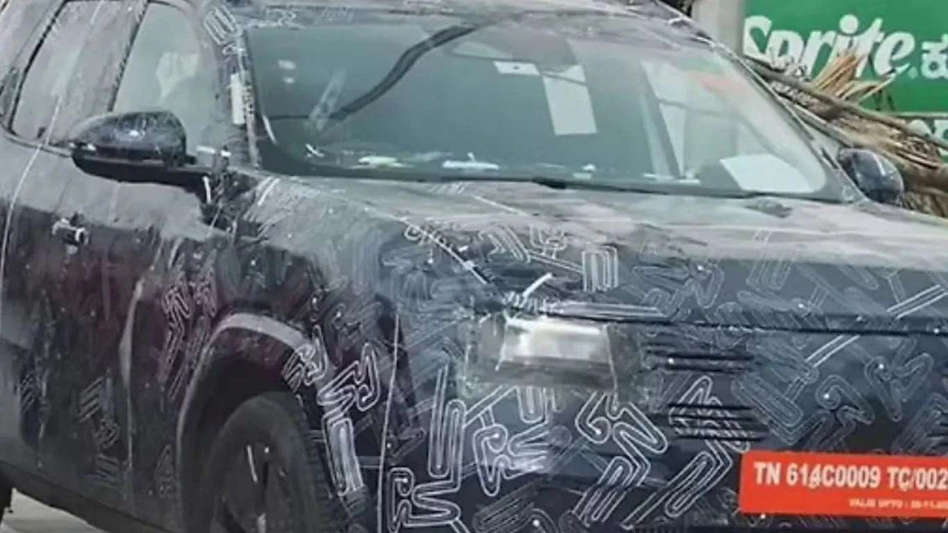 Nissan Tekton