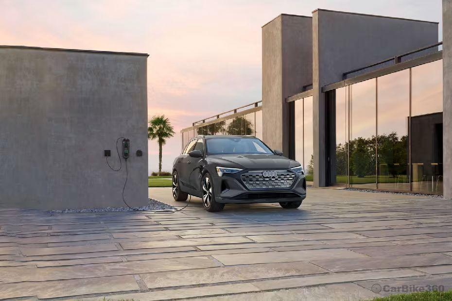 Audi Q8 e-tron Right Front Three Quarter Audi Q8 e-tron Right Front Three Quarter