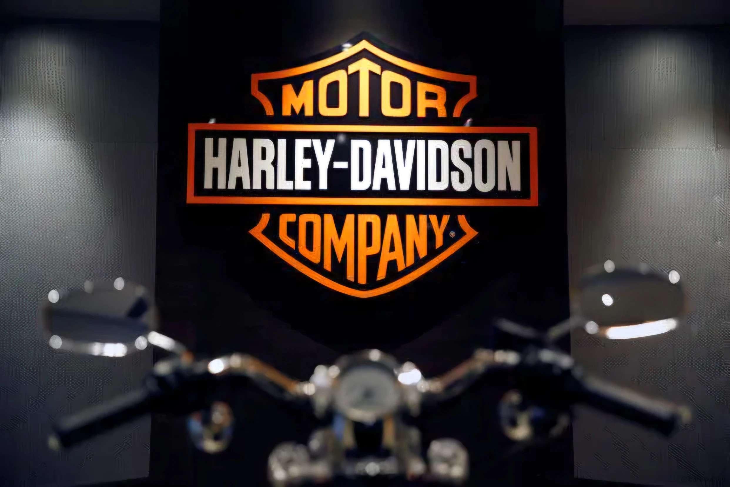 सरकार ने हार्ले डेविडसन मोटरसाइकिलों पर आयात शुल्क घटाया Harley-Davidson-kIo--621x414@LiveMint.webp