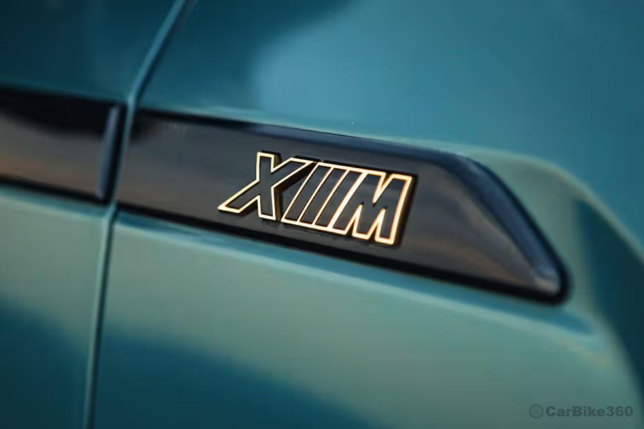 BMW XM Exterior Image BMW XM Exterior Image