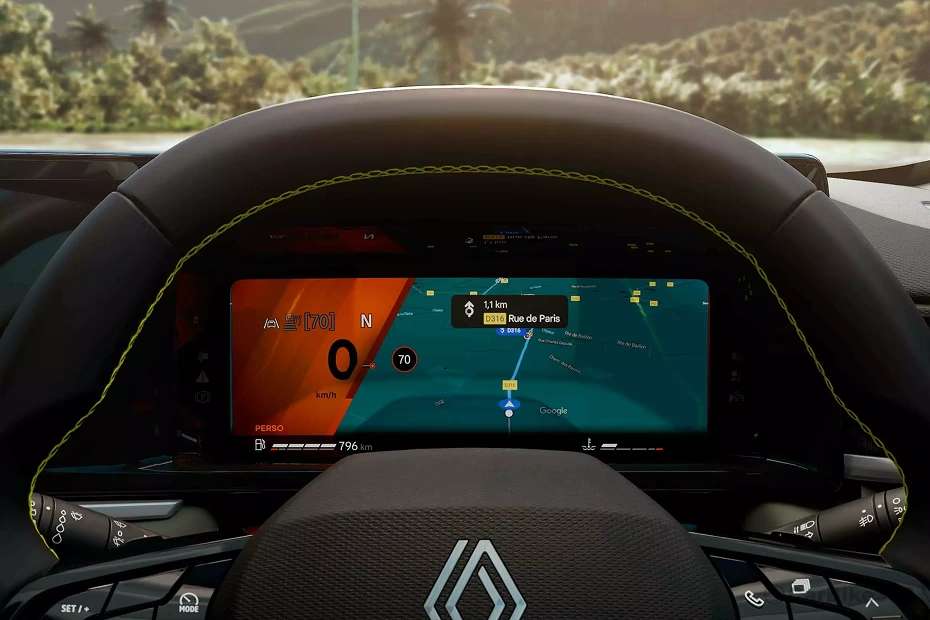 Renault Duster Authentic vs Evolution: Features, Price and Variant Comparison