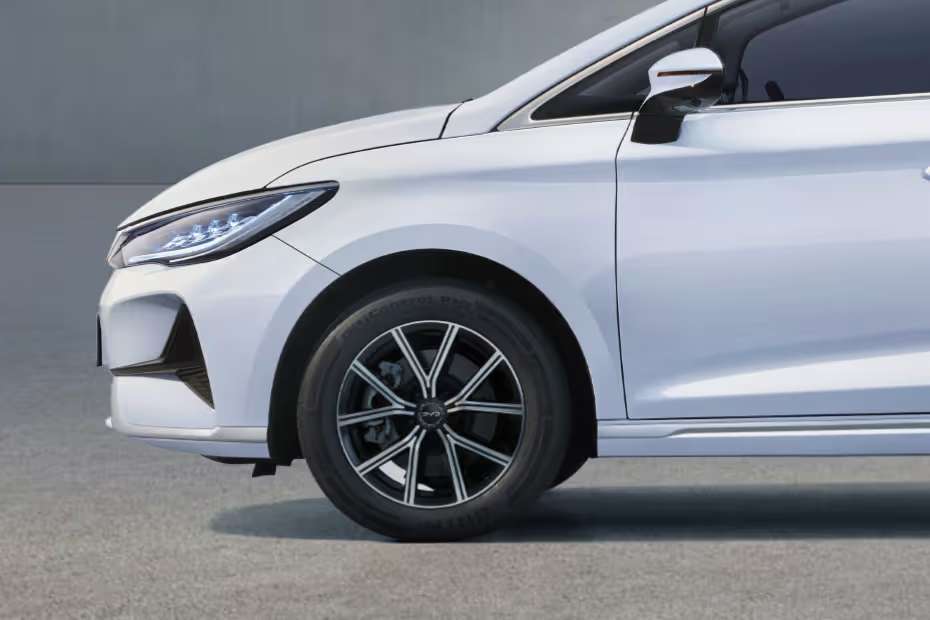 BYD eMax 7 Front Wheel BYD eMax 7 Front Wheel