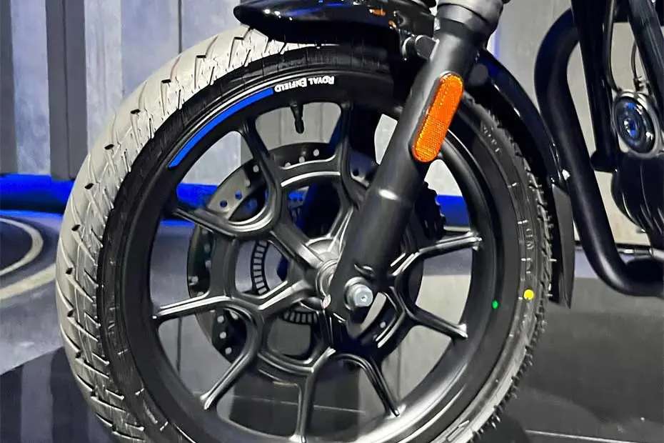 Hunter 350 Front Wheel Hunter 350 Front Wheel