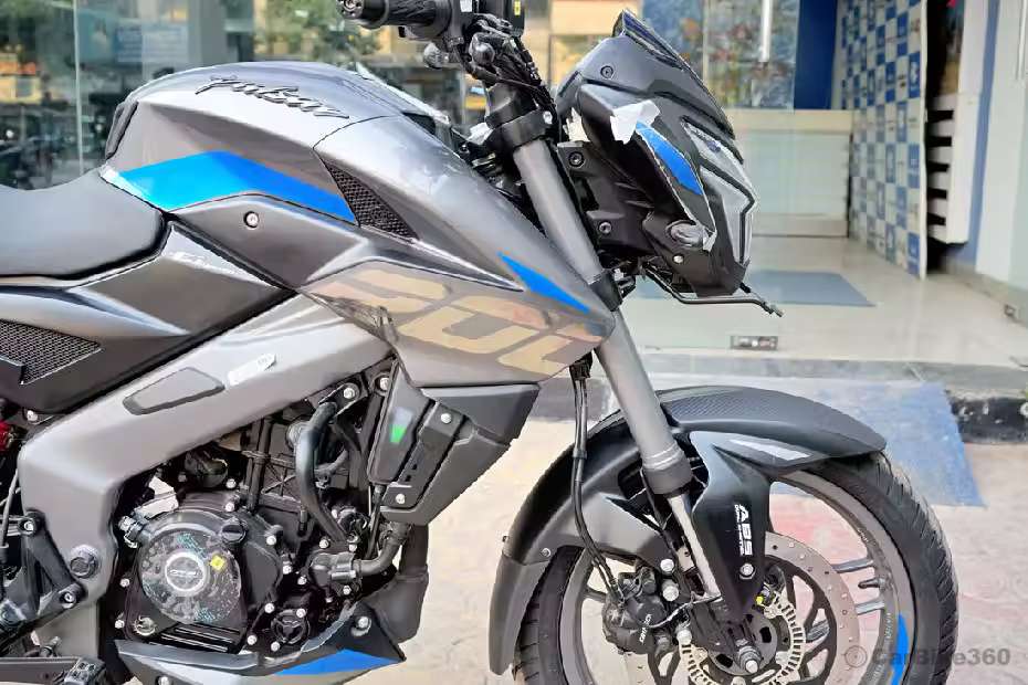 Bajaj Pulsar NS200 images Bajaj Pulsar NS200 images