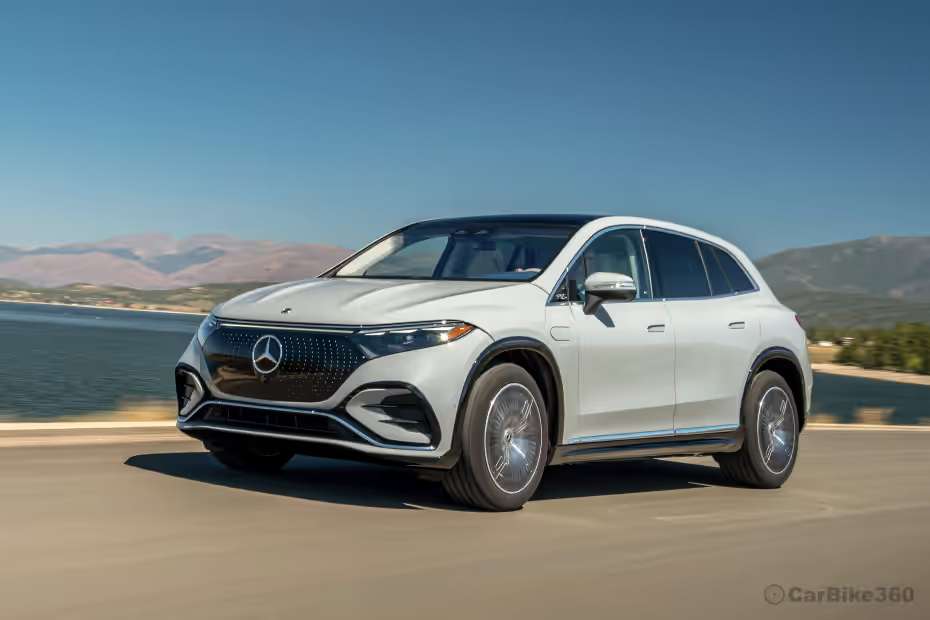 Mercedes-Benz EQS SUV Left Front Three Quarter Mercedes-Benz EQS SUV Left Front Three Quarter