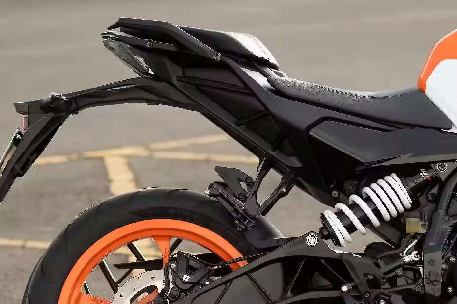 KTM 250 Duke images KTM 250 Duke images