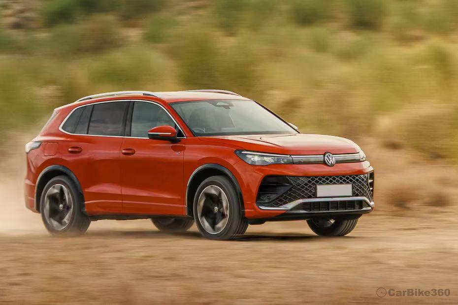 Volkswagen Tiguan R-Line Right Front Three Quarter Volkswagen Tiguan R-Line Right Front Three Quarter