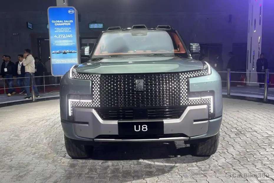 BYD Yangwang U8 Front View BYD Yangwang U8 Front View