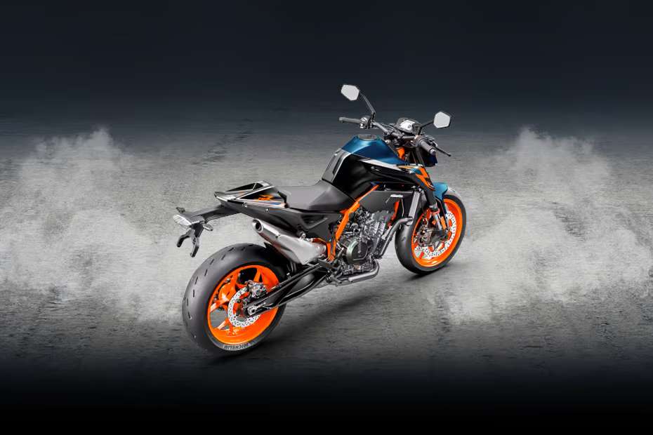 KTM 890 Duke R images KTM 890 Duke R images
