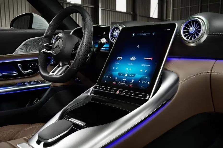 Mercedes-Benz AMG SL55 Roadster - Infotainment & Technology Mercedes-Benz AMG SL55 Roadster - Infotainment & Technology