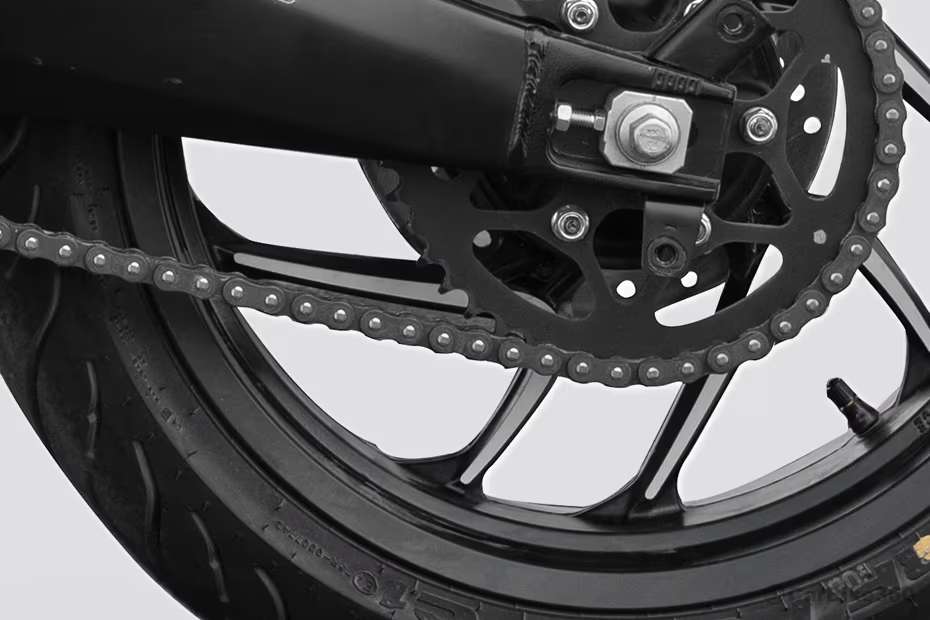Bajaj Dominar 400 Chain Bajaj Dominar 400 Chain