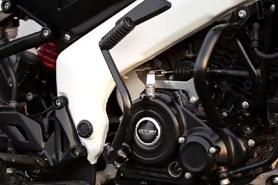 Electric start with quick, reliable ignition Electric start with quick, reliable ignition