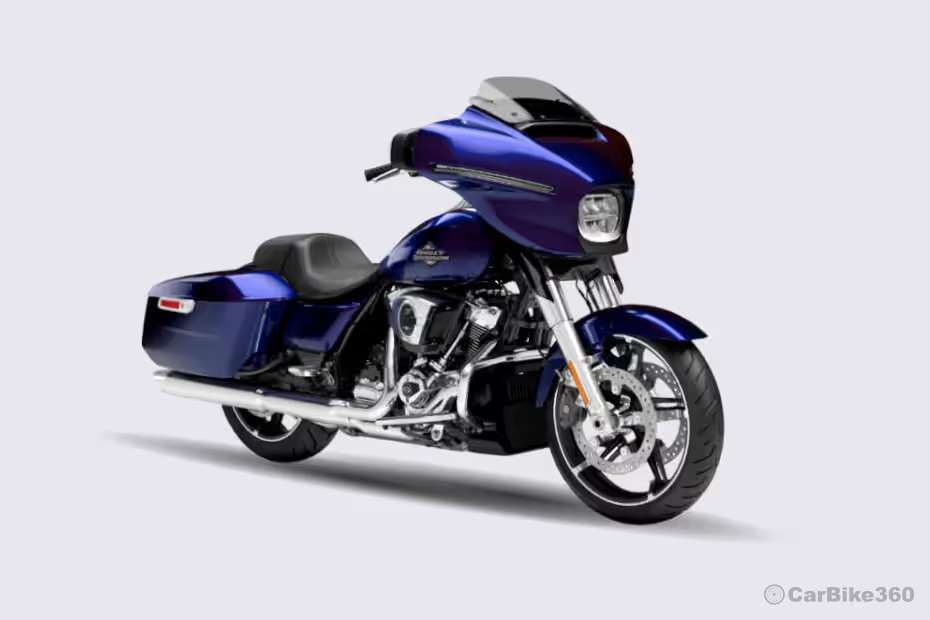 Harley-Davidson Street Glide Right Front Three Quarter Harley-Davidson Street Glide Right Front Three Quarter