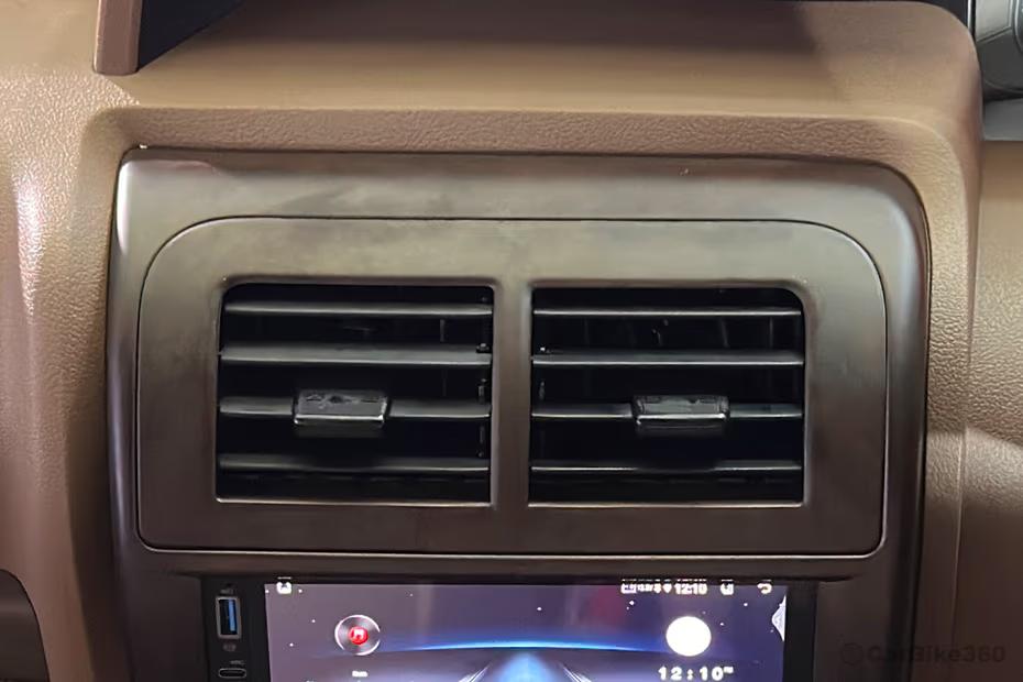 Mahindra Bolero Central AC Vent Mahindra Bolero Central AC Vent