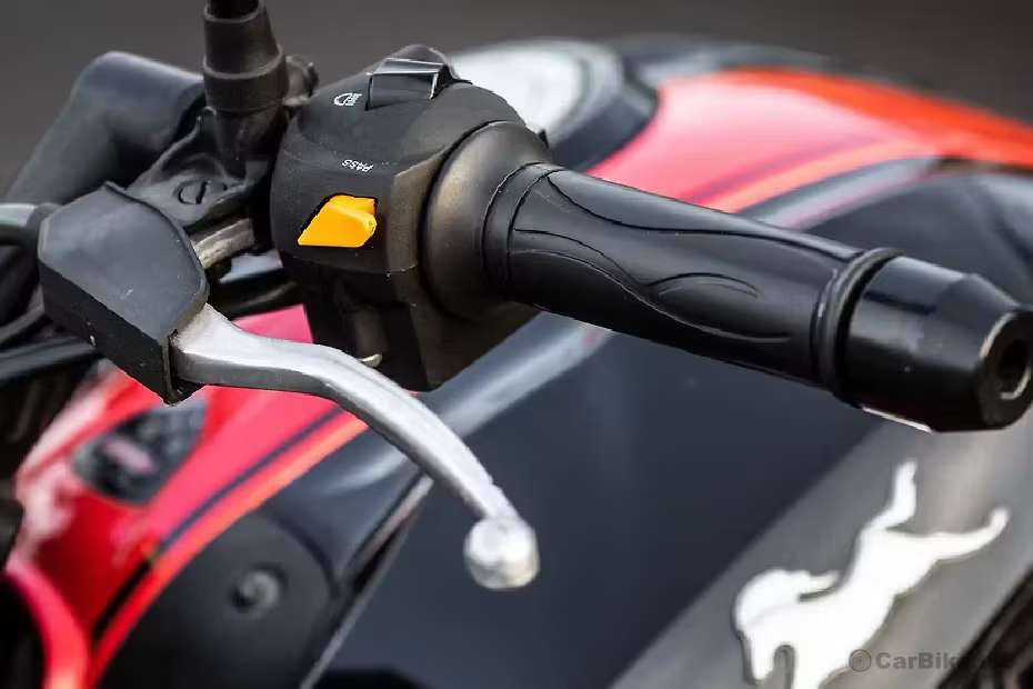 TVS Apache RTR 200 4V images TVS Apache RTR 200 4V images