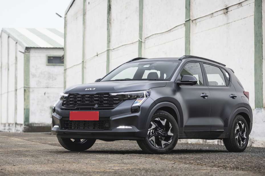 Kia Sonet Left Front Three Quarter Kia Sonet Left Front Three Quarter