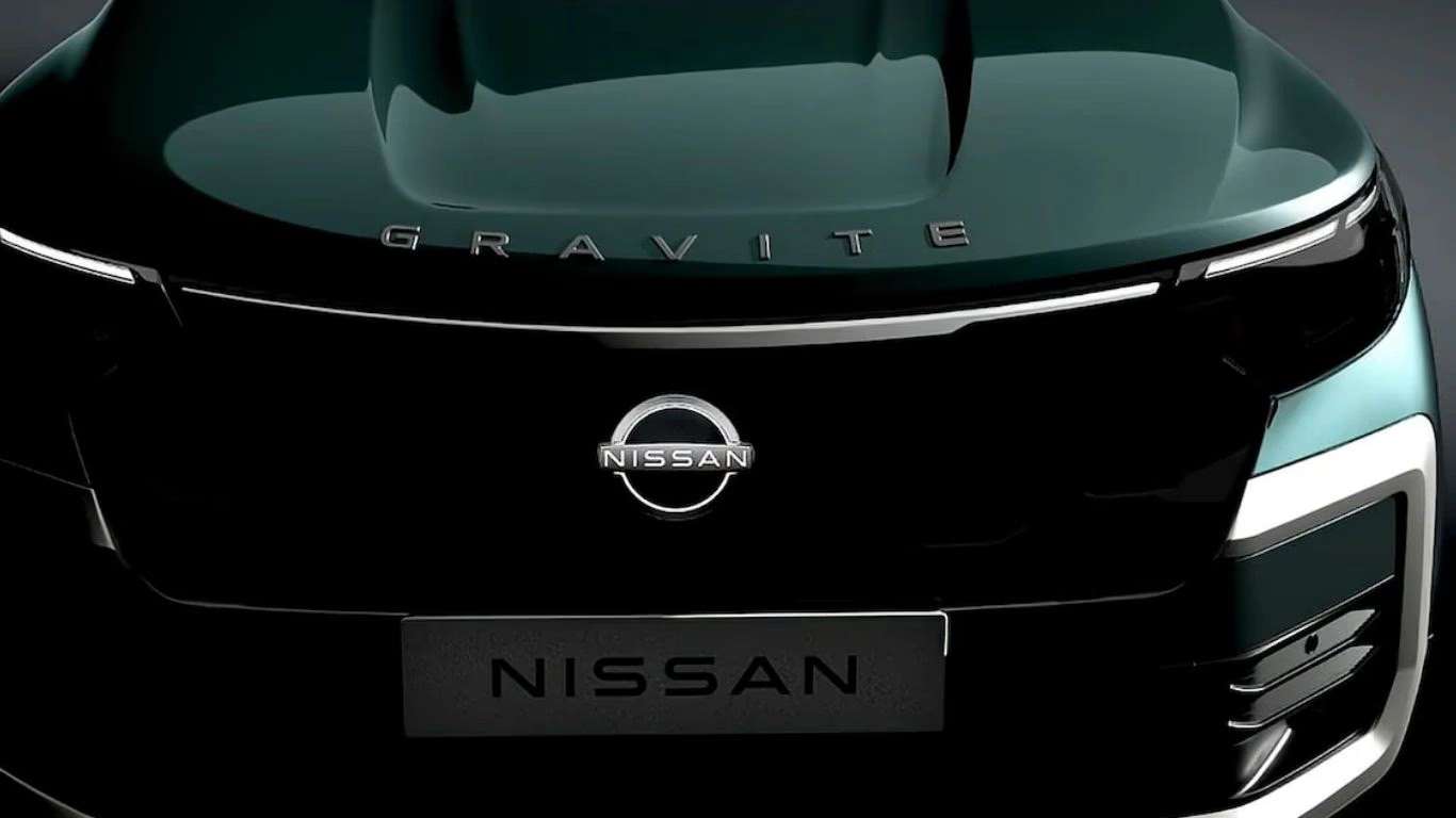 Nissan gravite cover