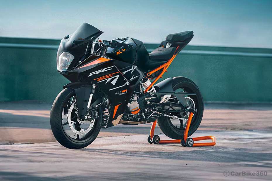 KTM RC 200 Front Left Quarter View KTM RC 200 Front Left Quarter View
