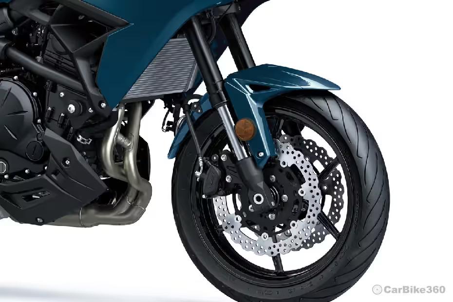 Long-Travel Suspension and 17'' Wheels Long-Travel Suspension and 17'' Wheels