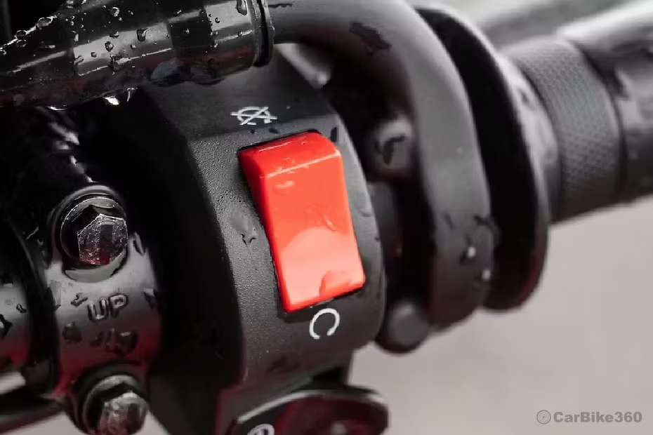 Yamaha FZS-FI V4 images Yamaha FZS-FI V4 images