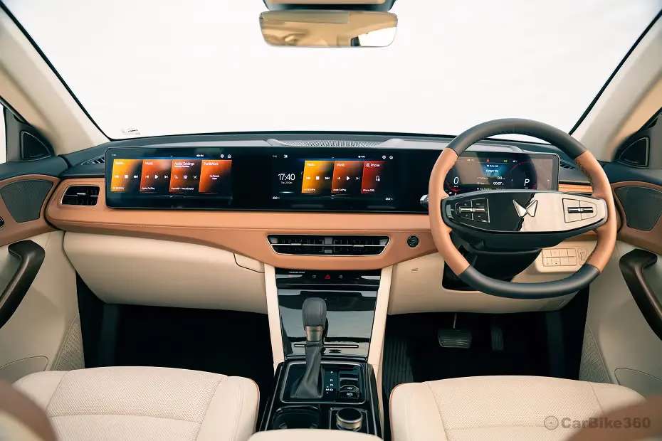 Mahindra XUV 7XO Dashboard