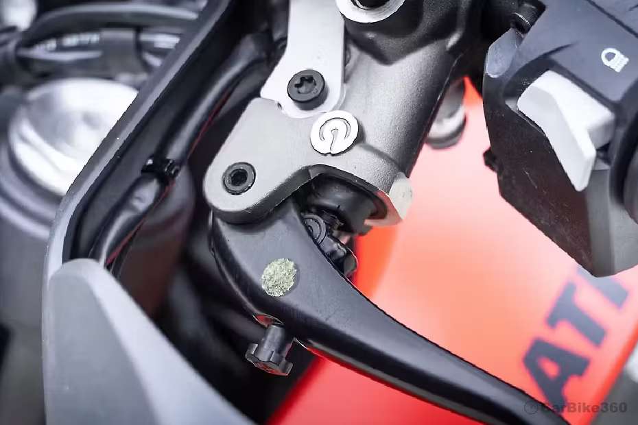 Ducati Hypermotard 950 images Ducati Hypermotard 950 images