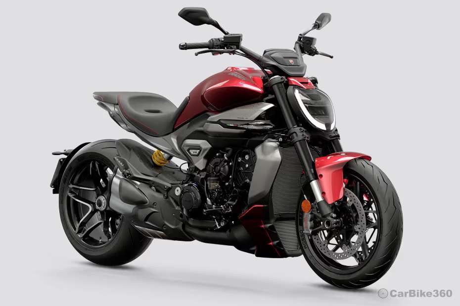 Ducati XDiavel V4 Right Front Three Quarter Ducati XDiavel V4 Right Front Three Quarter