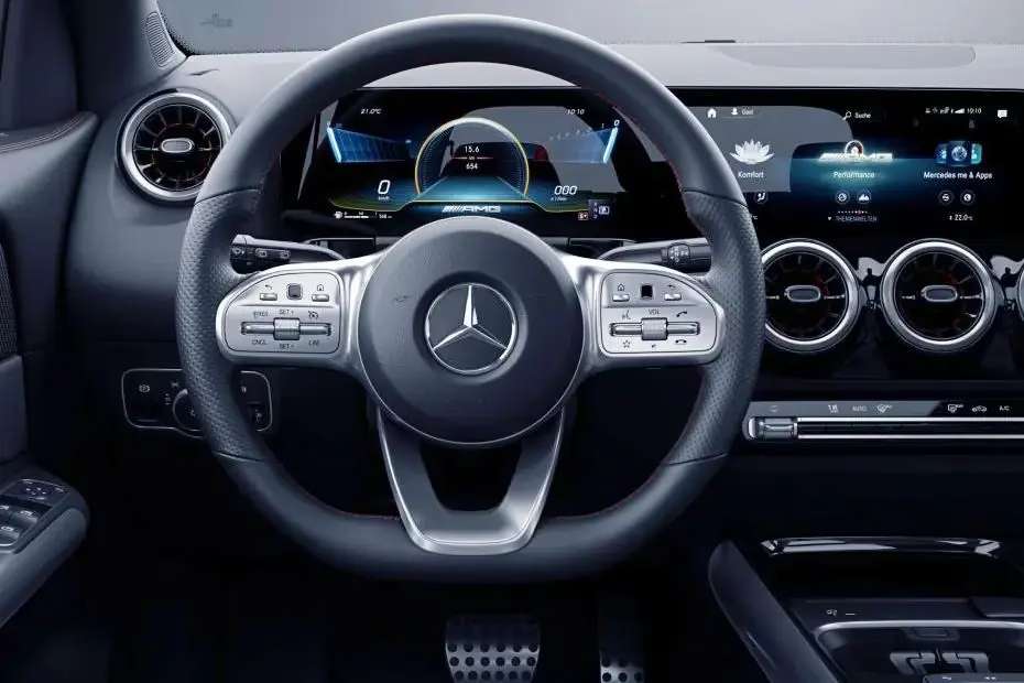 मर्सिडीज-बेंज AMG GLA35 स्टीयरिंग व्हील मर्सिडीज-बेंज AMG GLA35 स्टीयरिंग व्हील