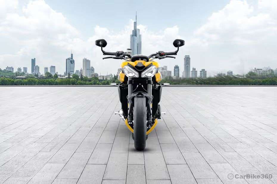 Triumph Street Triple 765 Front View Triumph Street Triple 765 Front View