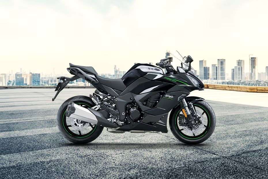 Kawasaki Ninja 1100SX Right Side View Kawasaki Ninja 1100SX Right Side View