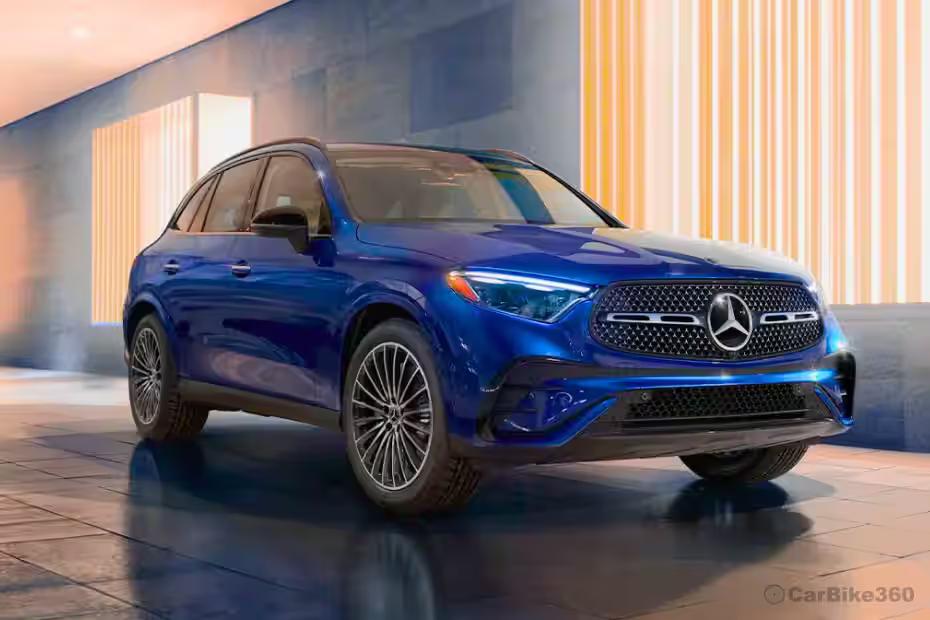 Mercedes-Benz GLC 350e Right Front Three Quarter Mercedes-Benz GLC 350e Right Front Three Quarter