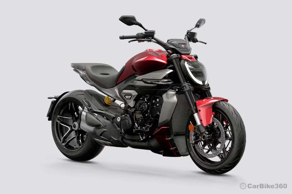 Ducati XDiavel V4 Front Right Three Quarter Ducati XDiavel V4 Front Right Three Quarter
