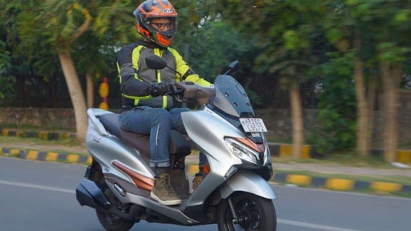 Suzuki Burgman Street 125 Performance