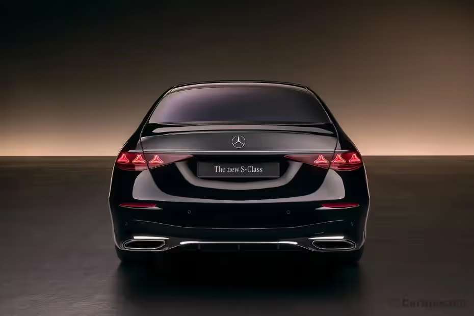 Mercedes-Benz S-Class Facelift Rear View Mercedes-Benz S-Class Facelift Rear View