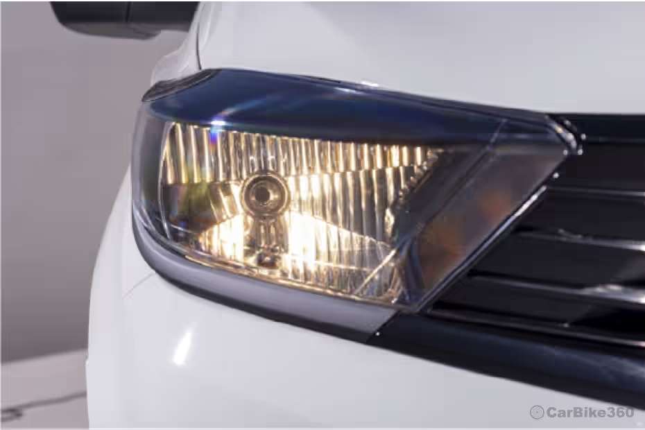 Tata Xpres Headlight Tata Xpres Headlight