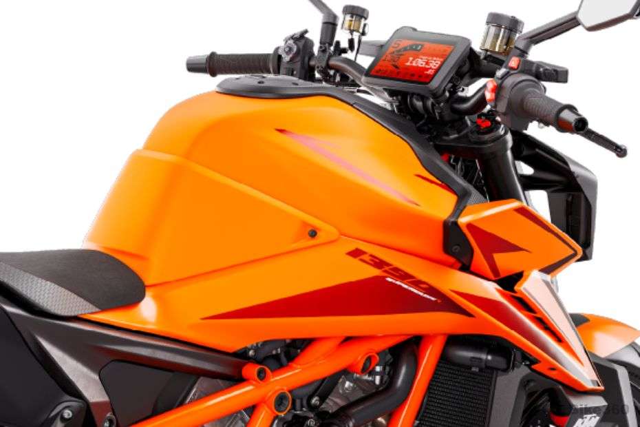 KTM 1390 Super Duke R images KTM 1390 Super Duke R images