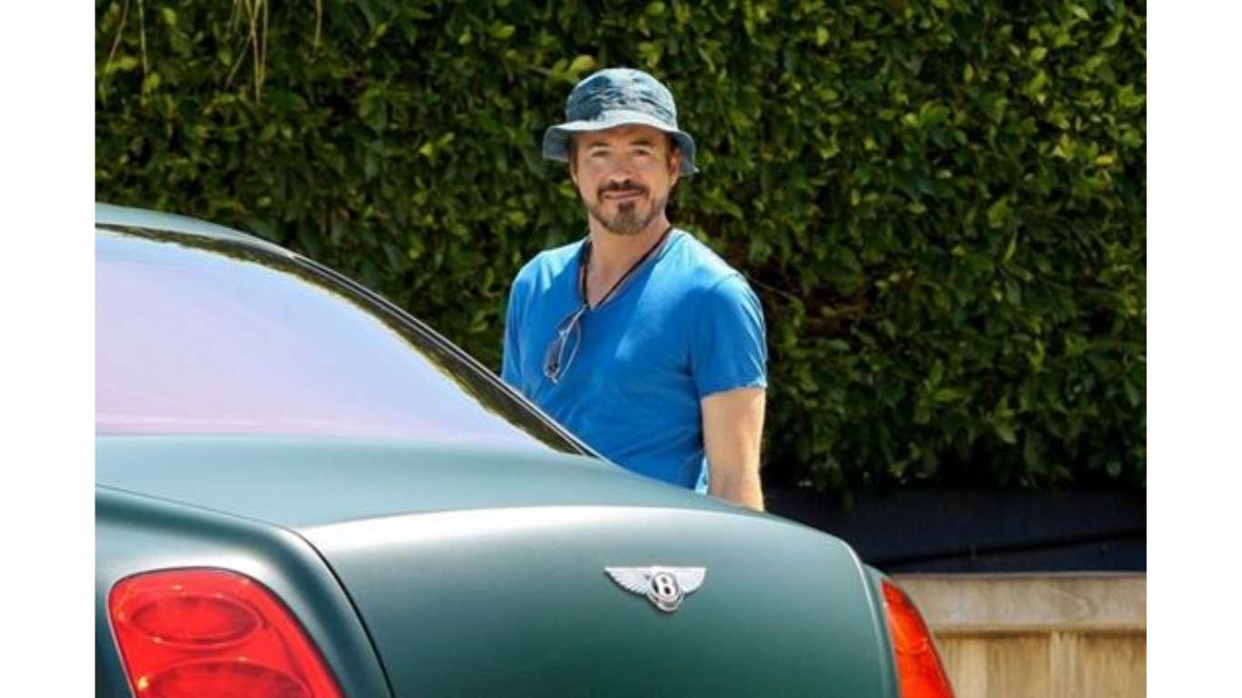 RDJ with his Bentley Continental GT
